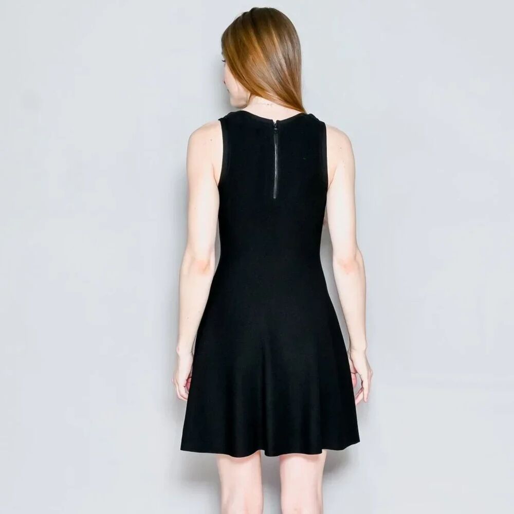 ALICE + OLIVIA Black Knit Sleeveless Mini Dress Size 8 - Picture 2 of 10